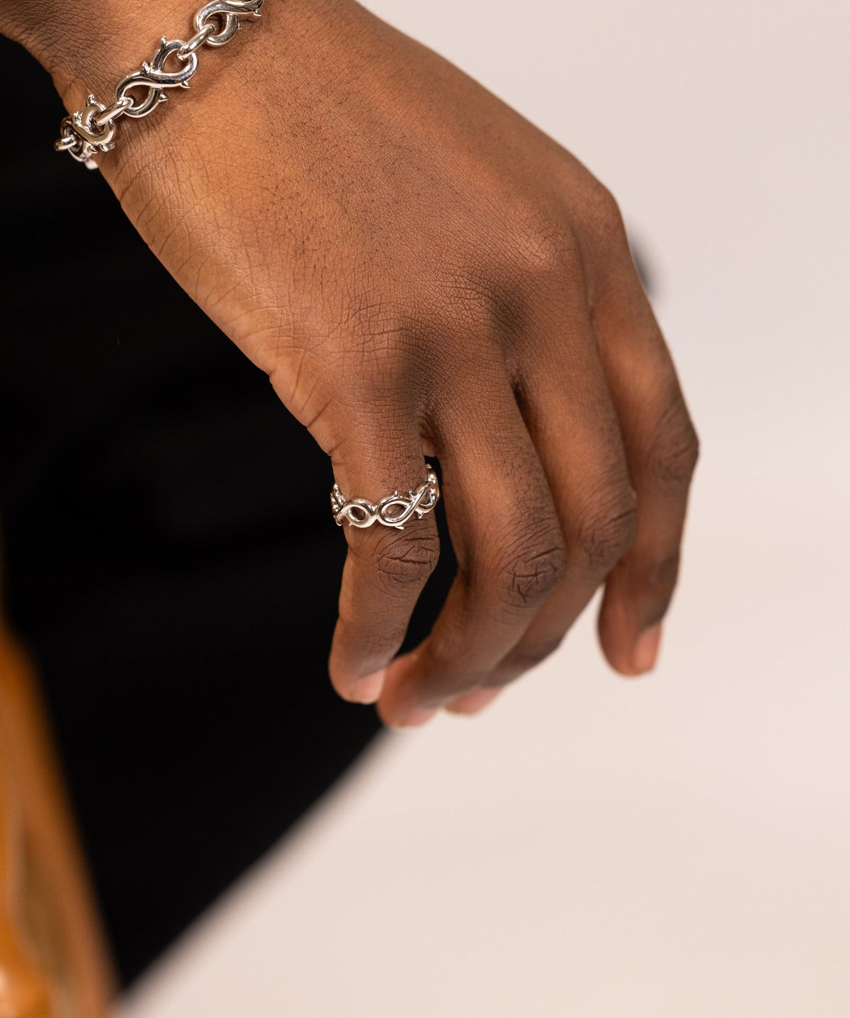 Infinity Thorn Ring — White Gold view 3 | colour:white
