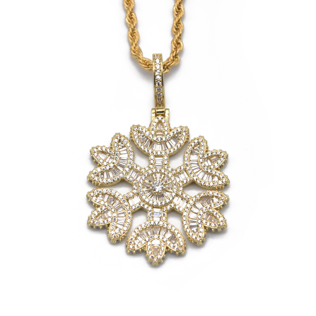 Iced Snowflake Pendant in Yellow Gold