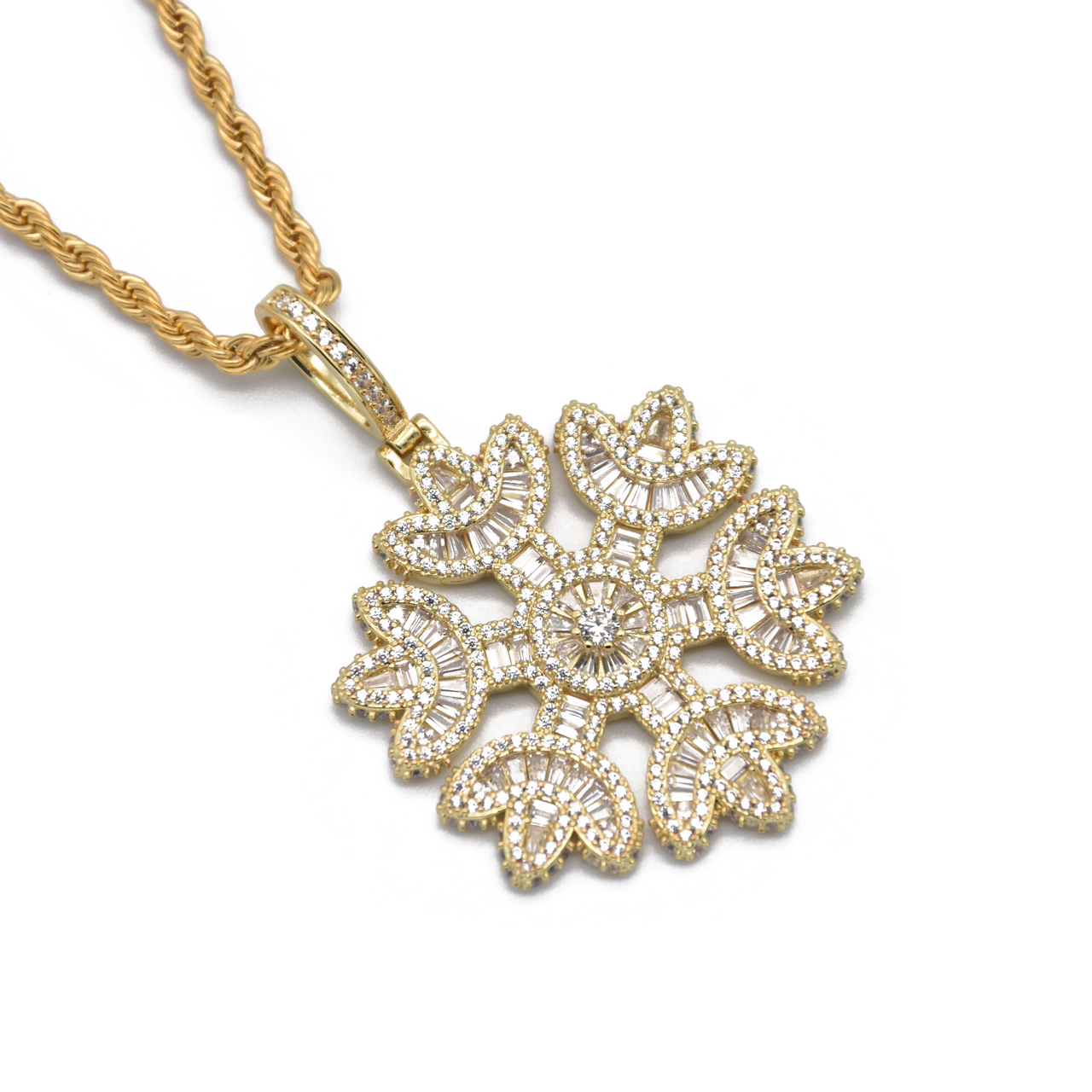 Iced Snowflake Pendant in Yellow Gold