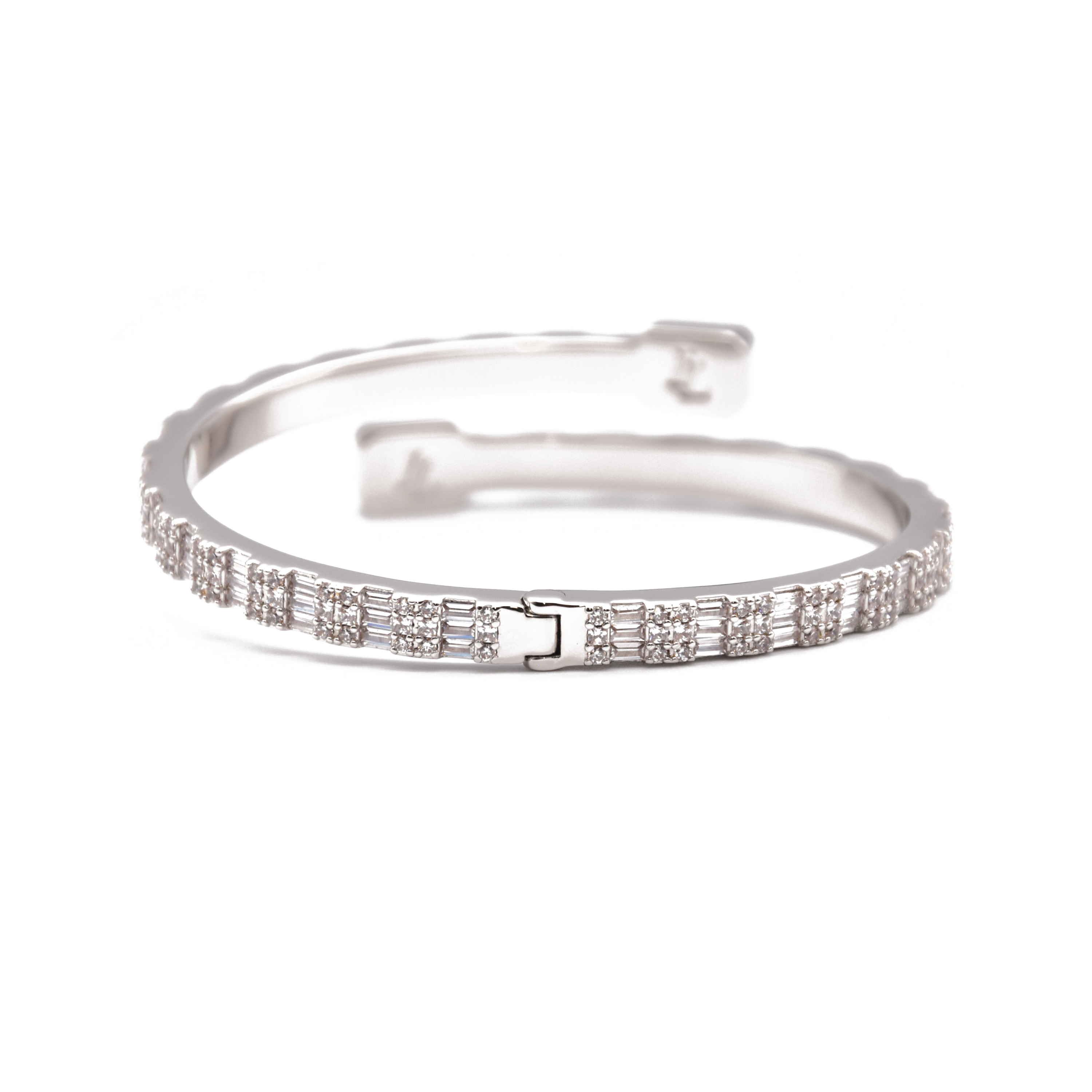 Baguette Bangle in White Gold