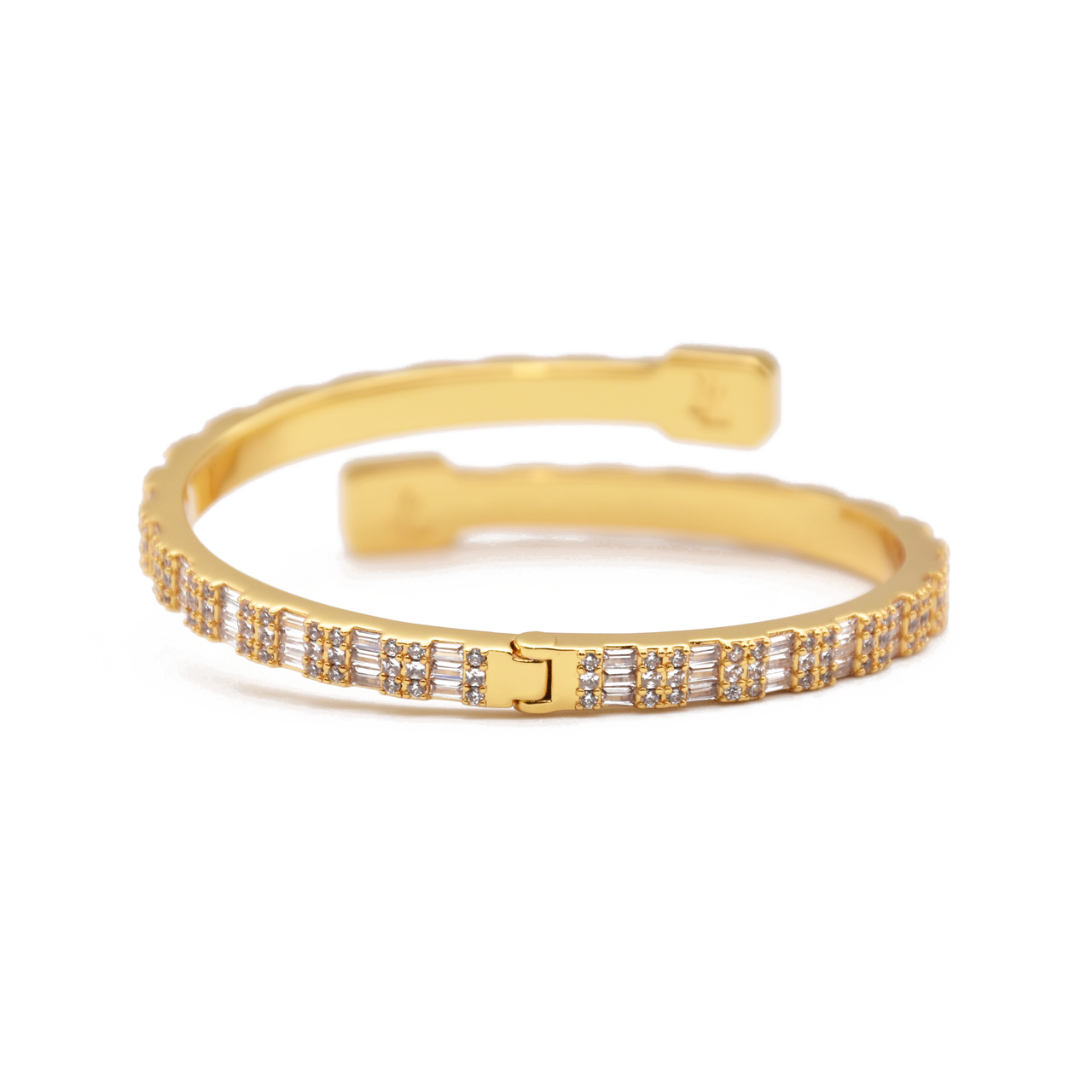 Baguette Bangle in Yellow Gold