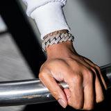 19mm Diamond Prong Link Bracelet in White Gold