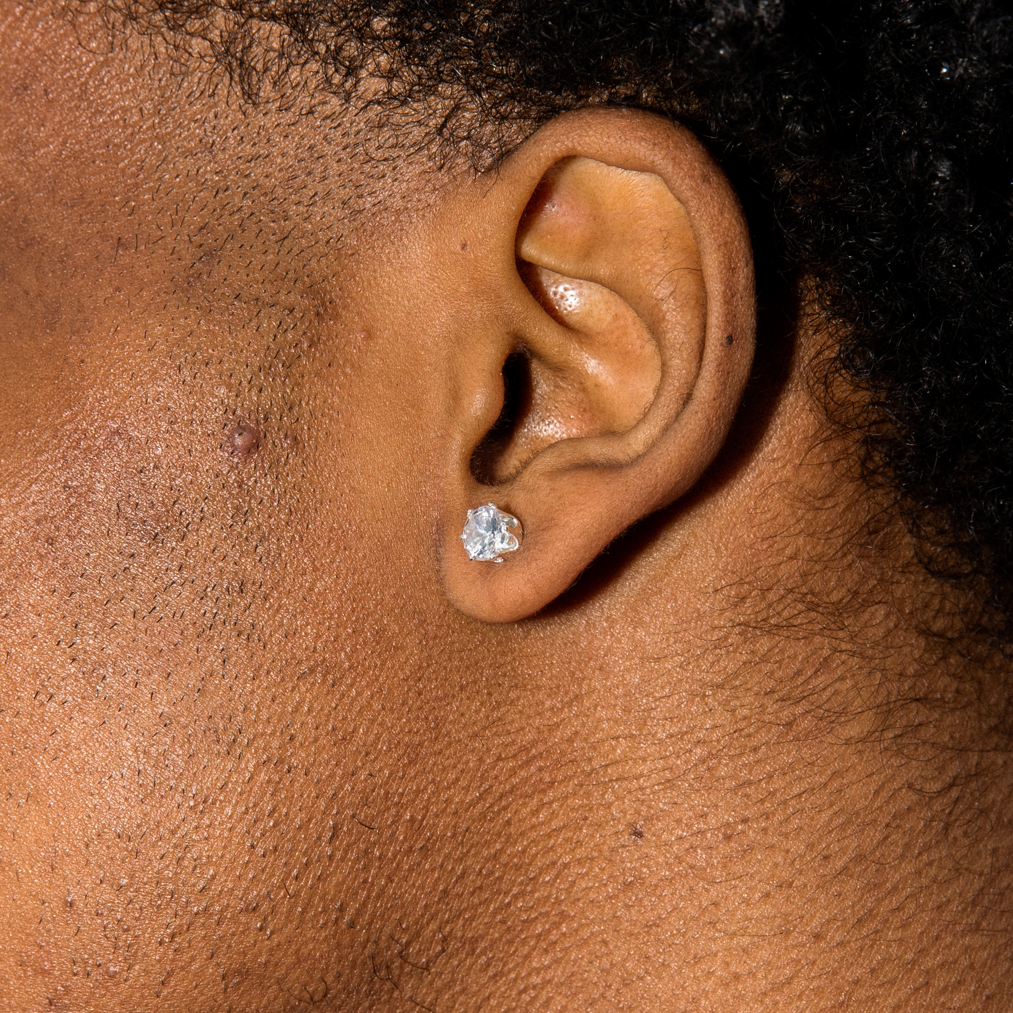 Round-Cut Diamond Stud Earrings